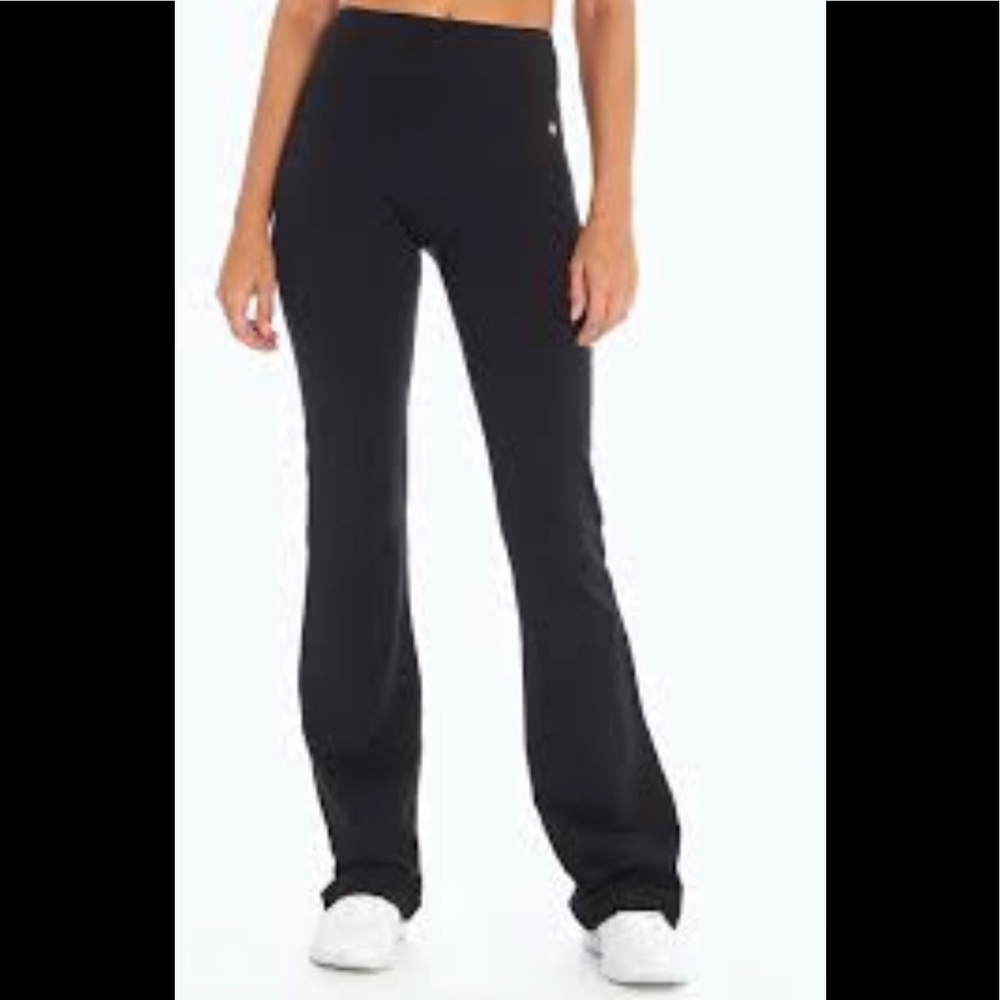 NWT Womens Bally Yoga Pants | Black | Large
